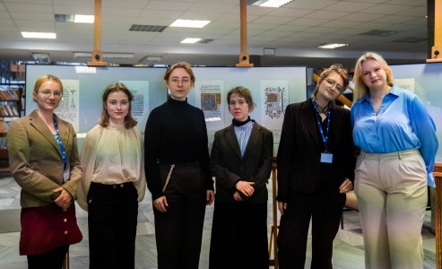 Click to zoom the picture.